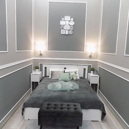 A10 Alkotmany B Apartment 부다페스트 외부 사진