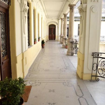 A10 Alkotmany B Apartment 부다페스트 외부 사진